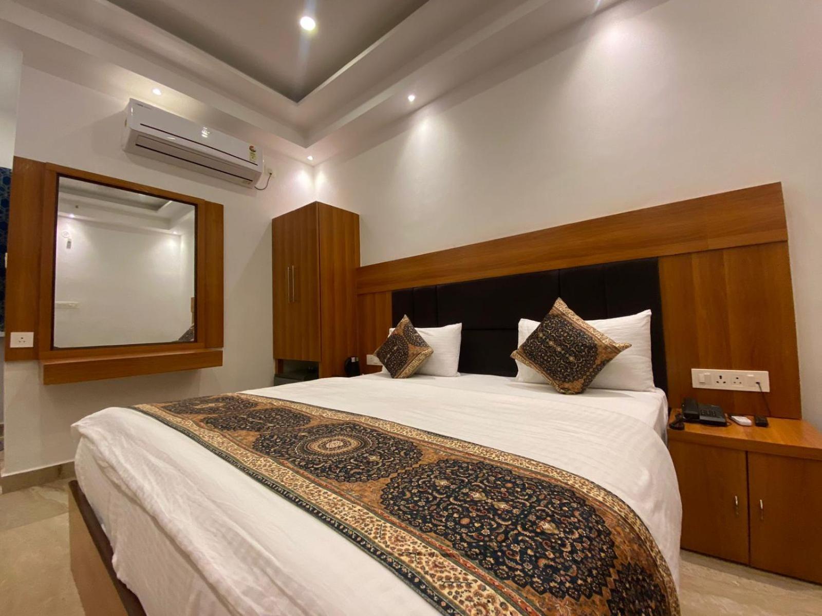 Varuna Grand Hotel Varanasi