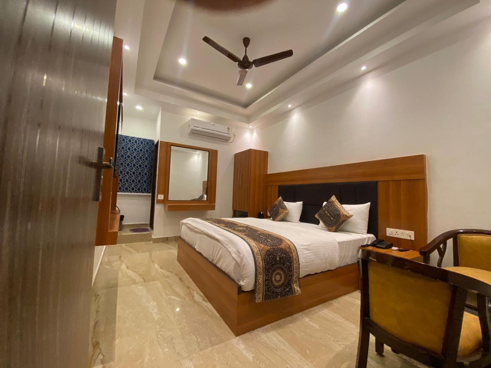 Varuna Grand